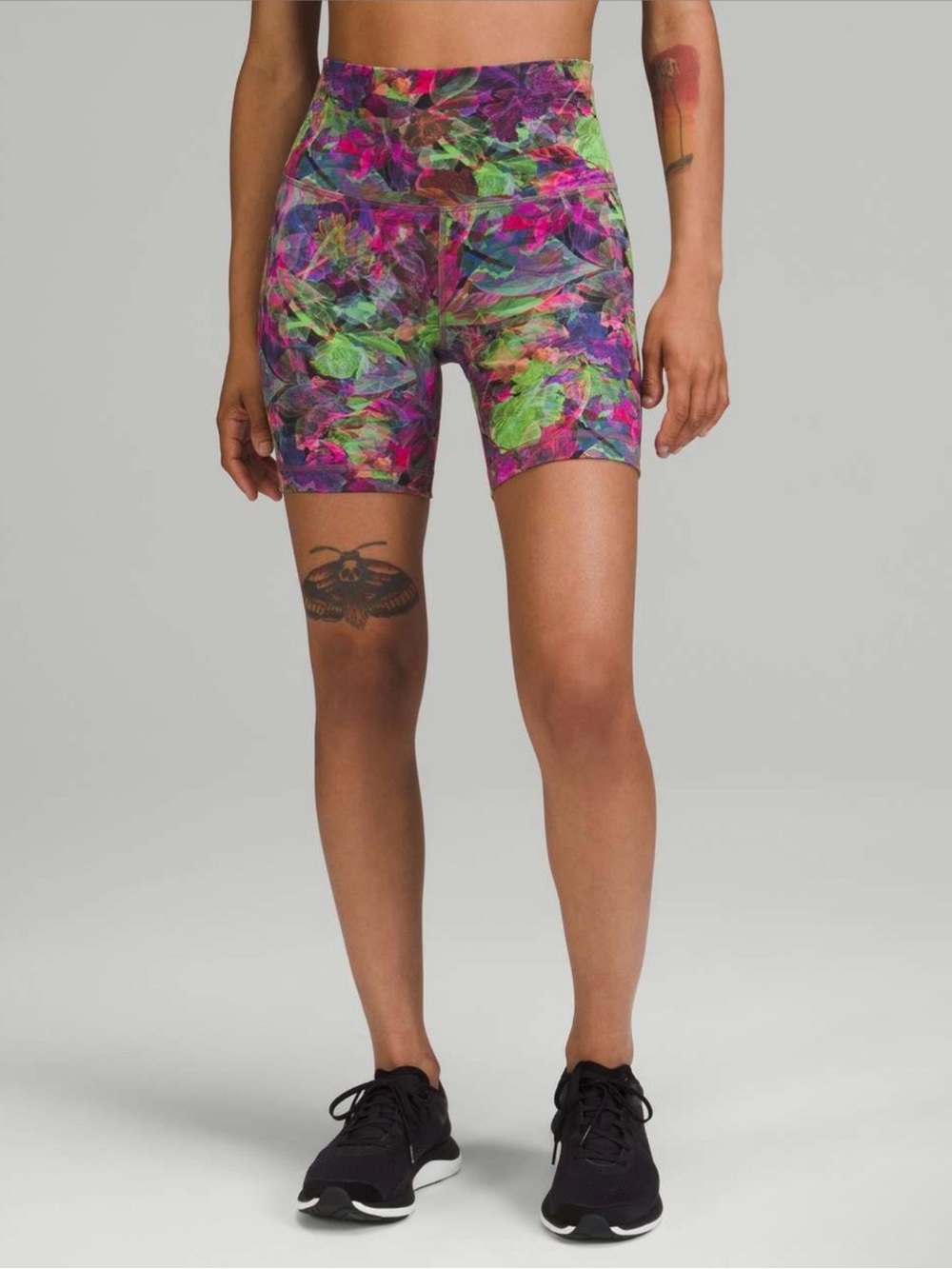Lululemon Wunder Train High-Rise Short 6" | Vivid Floral Tone Multi